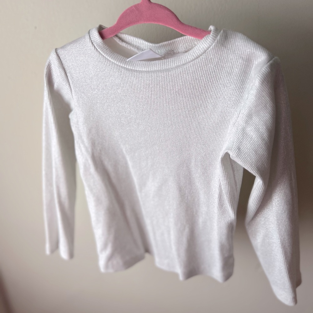 Kids White Long Sleeve Shirt. Sparkly fabric. Size 2-3 years